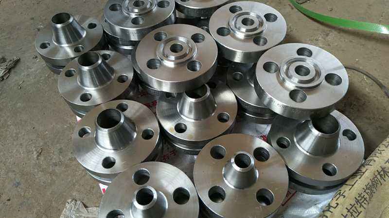 鋼板法蘭和鍛打法蘭的區(qū)別？